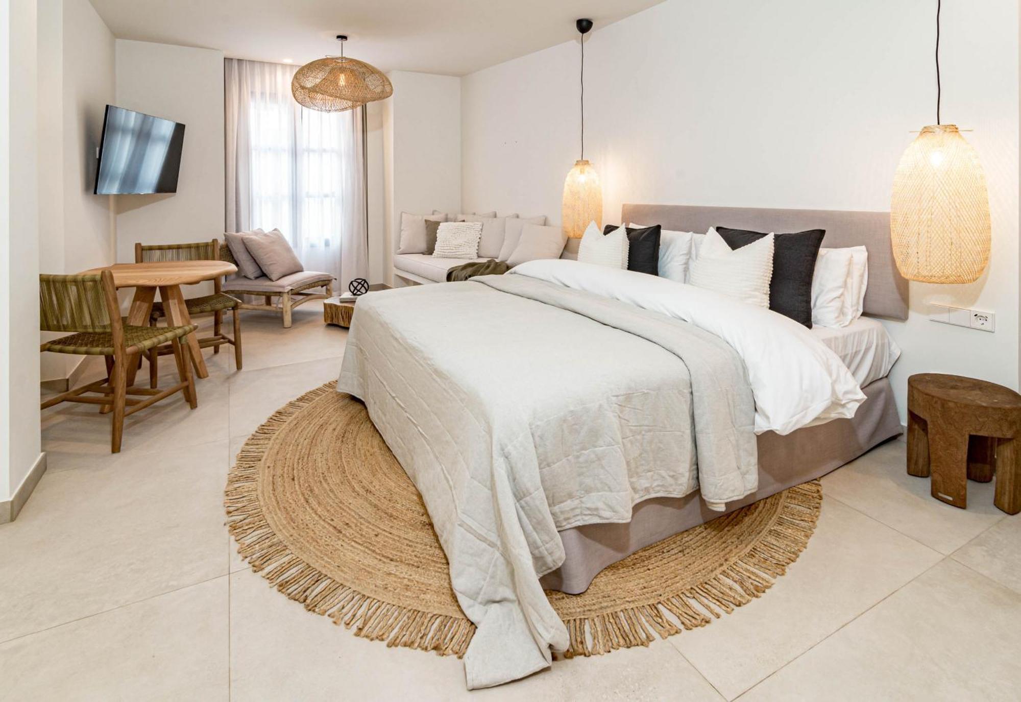 Seaclub Suites Естепона Екстер'єр фото