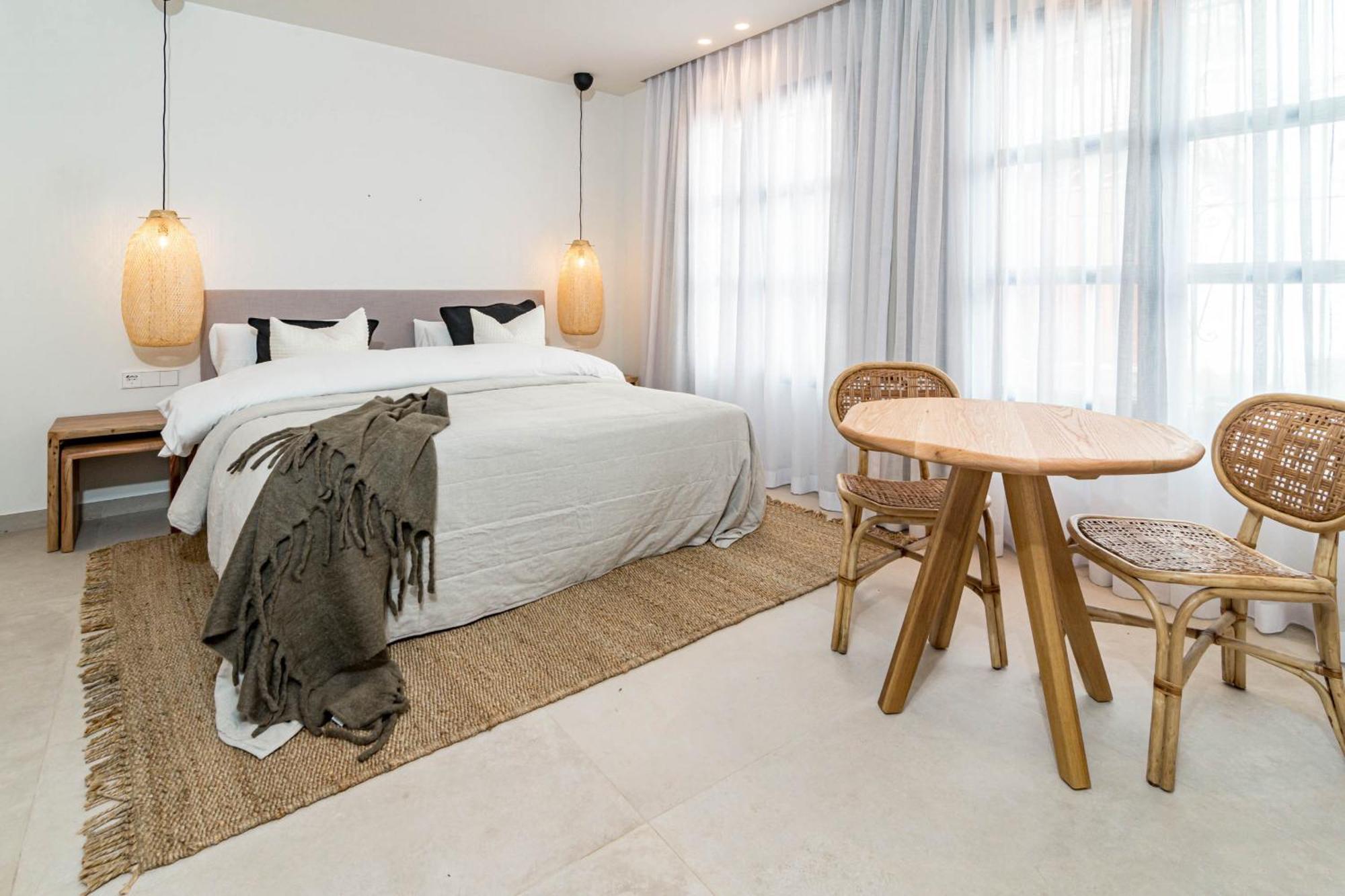 Seaclub Suites Естепона Екстер'єр фото