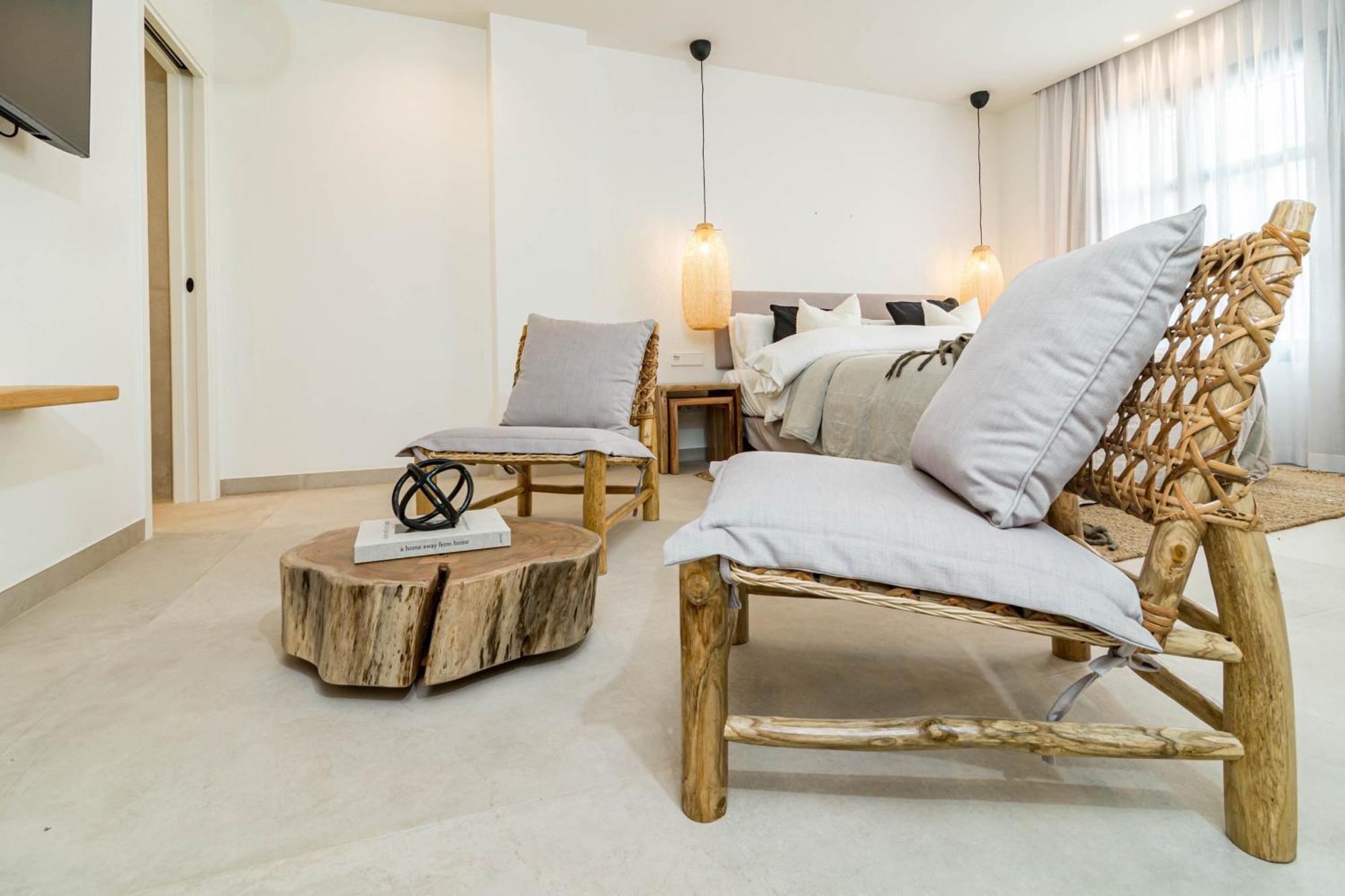 Seaclub Suites Естепона Екстер'єр фото