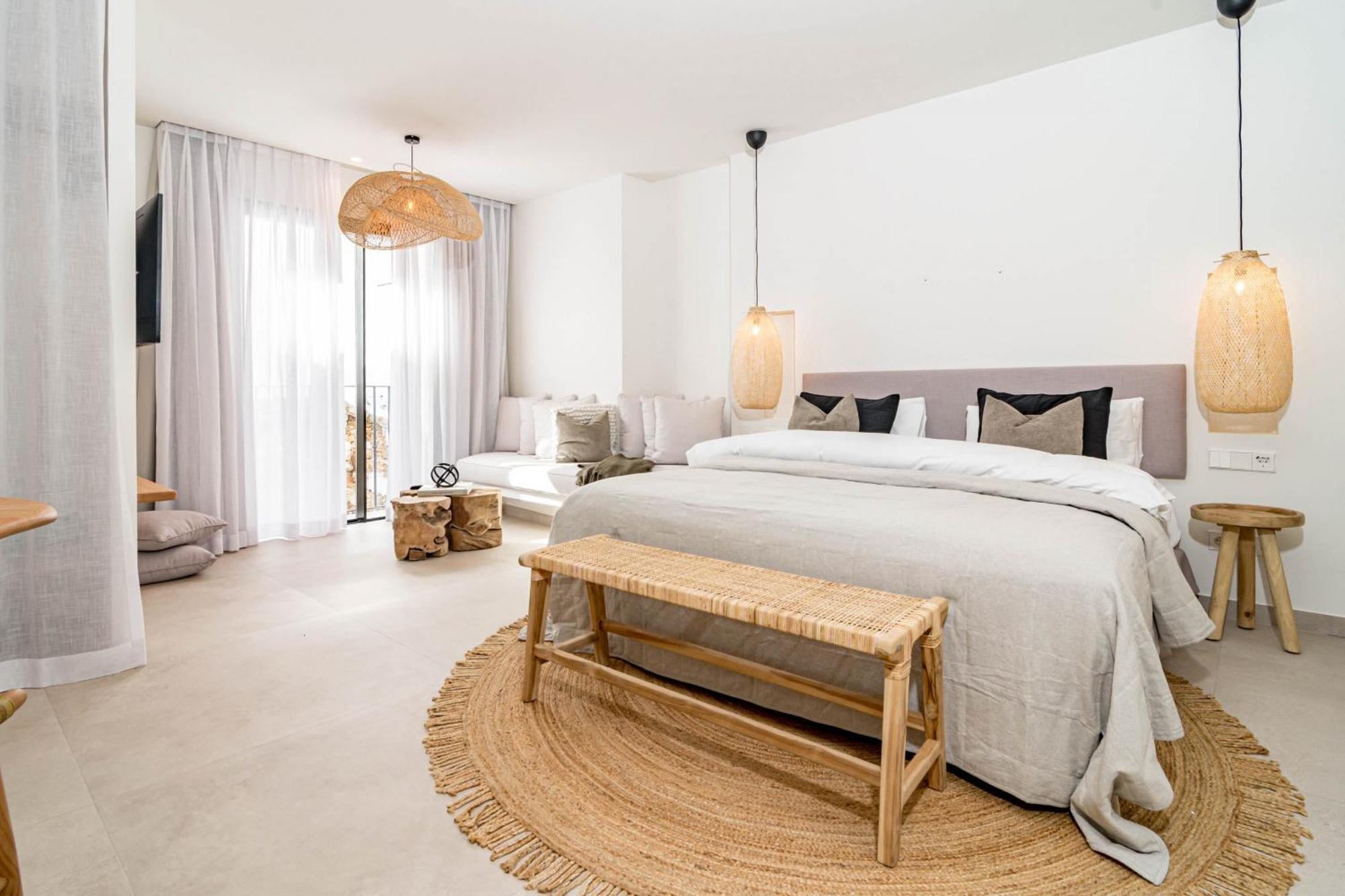 Seaclub Suites Естепона Екстер'єр фото