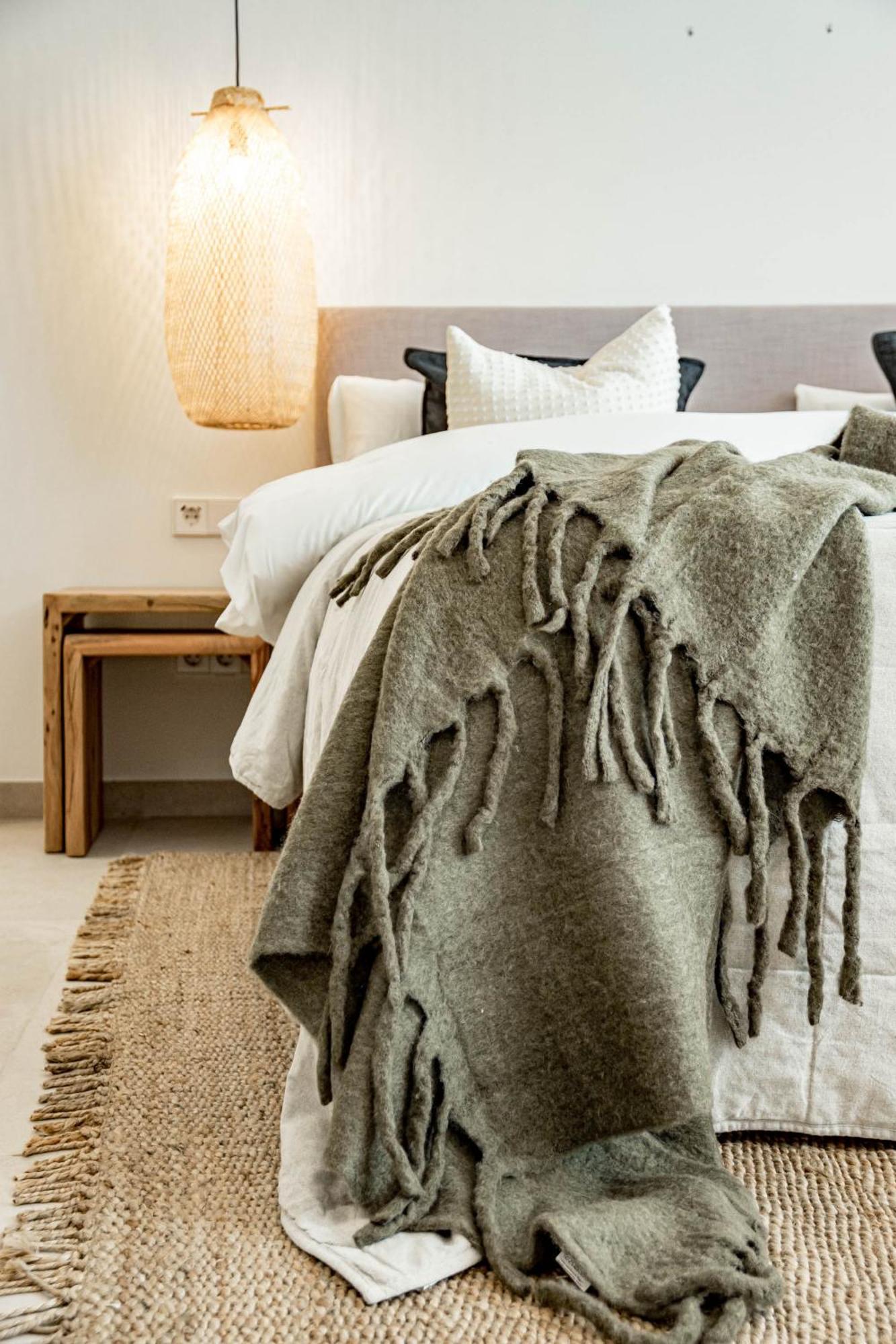 Seaclub Suites Естепона Екстер'єр фото